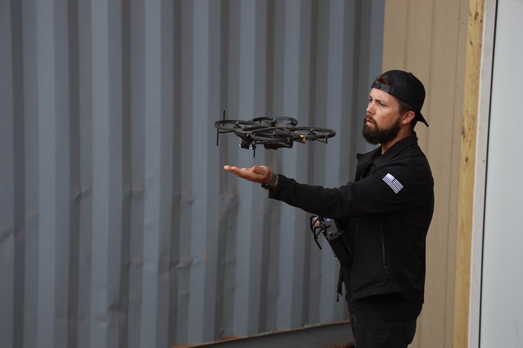 BrincDrones's tweet image. Day 2 of the #txpsrobots Chief Pilot Chase Bailey demonstrates the LIDAR capability of the Lemur S. The Lemur S does not utilize collision avoidance due to its robust airframe. LIDAR enables the pilot to lock the altitude of the drone and simply fly the right throttle. #brinc