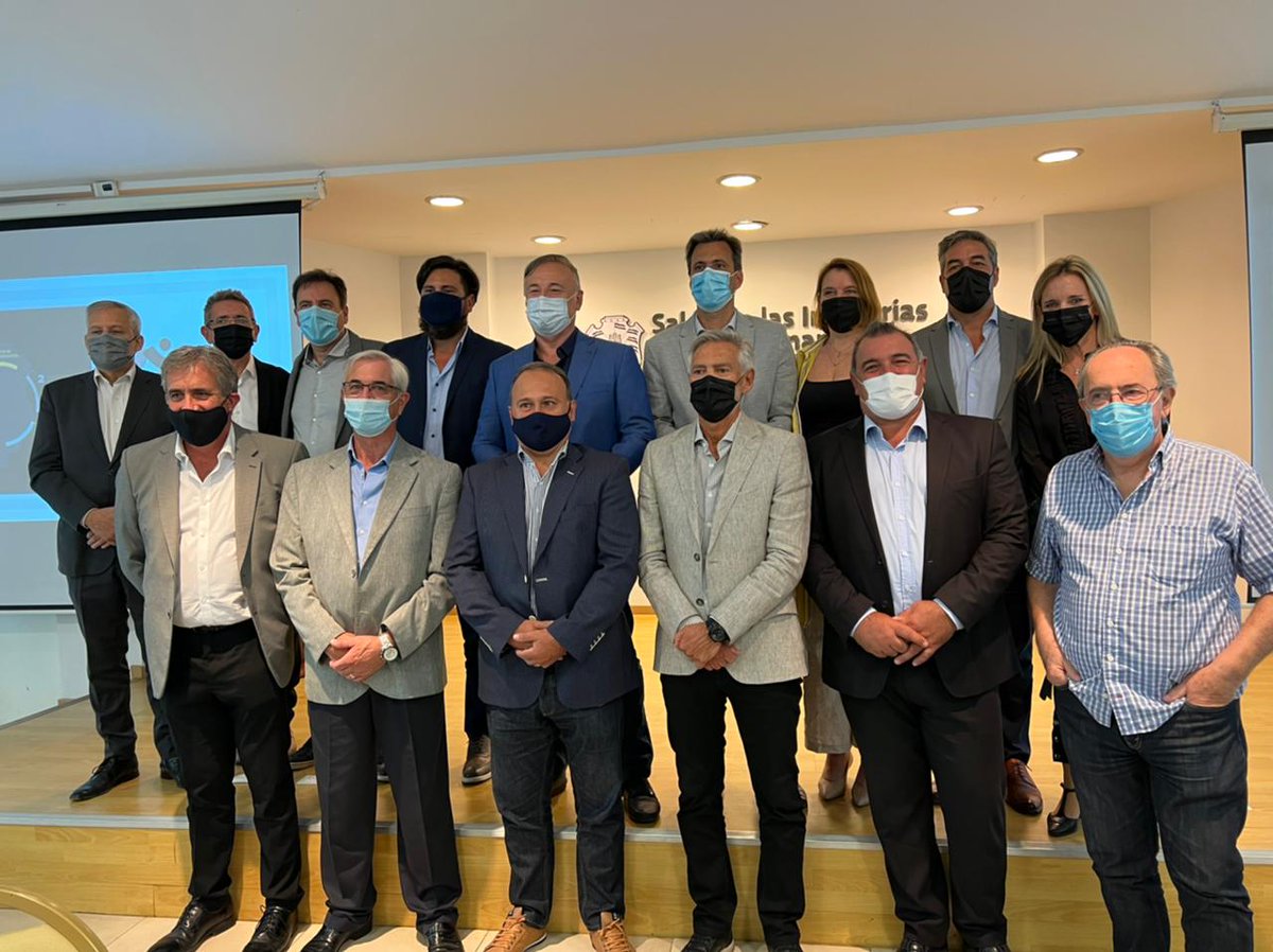 No te pierdas mi último artículo: Lanzamiento Cluster de la Construcción linkedin.com/pulse/lanzamie… a través de <a href="/LinkedIn/">LinkedIn</a> 

<a href="/CEDUC4/">CEDUC</a> <a href="/camarcocba/">Cámara Argentina de la Construcción - Del. Córdoba</a> <a href="/CAMMECba/">CAMMEC</a> @UOCRA <a href="/UecaraInterior/">UDI_Arg. ®️</a> <a href="/CIMCCba/">CIMCC</a> <a href="/accastelloedu/">Eduardo Accastello</a> <a href="/fernandosibilla/">Fernando Sibilla</a> <a href="/ADECCBA/">ADEC</a>