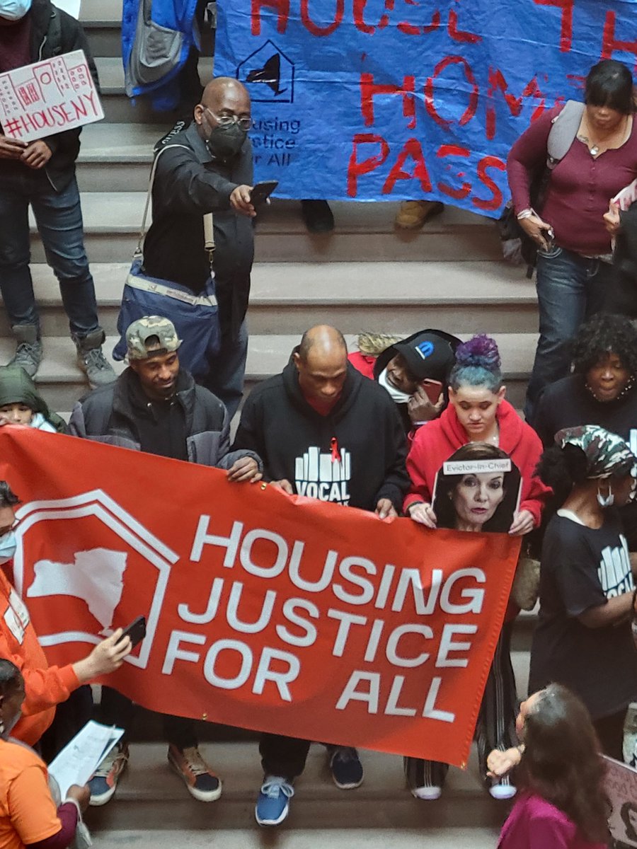 IvetteChavezgo3's tweet photo. #HomesNotJails
#EvictionFreeNY
#End421a https://t.co/4DWBXM4DnK