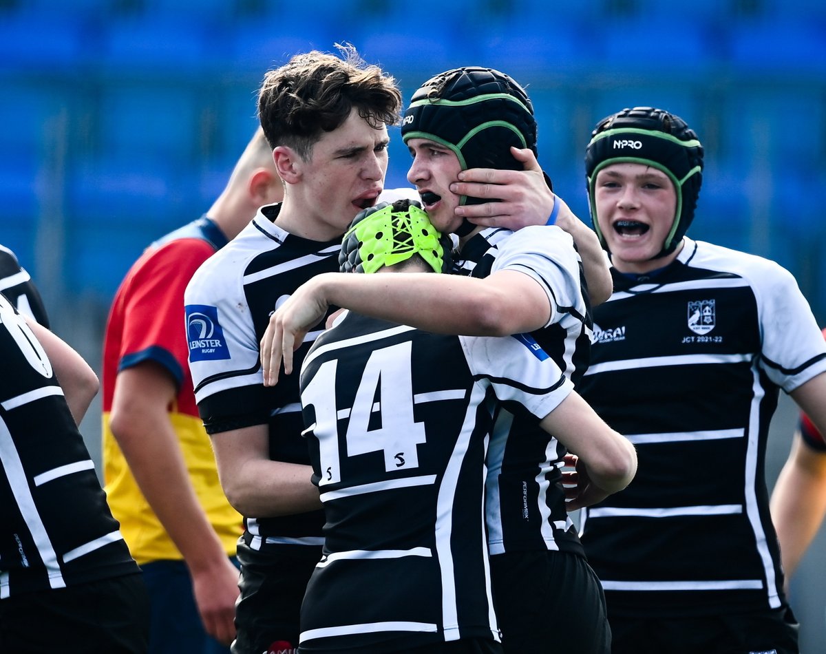 LeinsterBranch's tweet photo. 🏆 | @CCRoscrea have ended an 82-year spell without an appearance in the @bankofireland #LSJC decider. 

Report | https://t.co/3ZTGZsBIUZ

#LeinsterRugby #FromTheGroundUp https://t.co/61cx9Onmzg