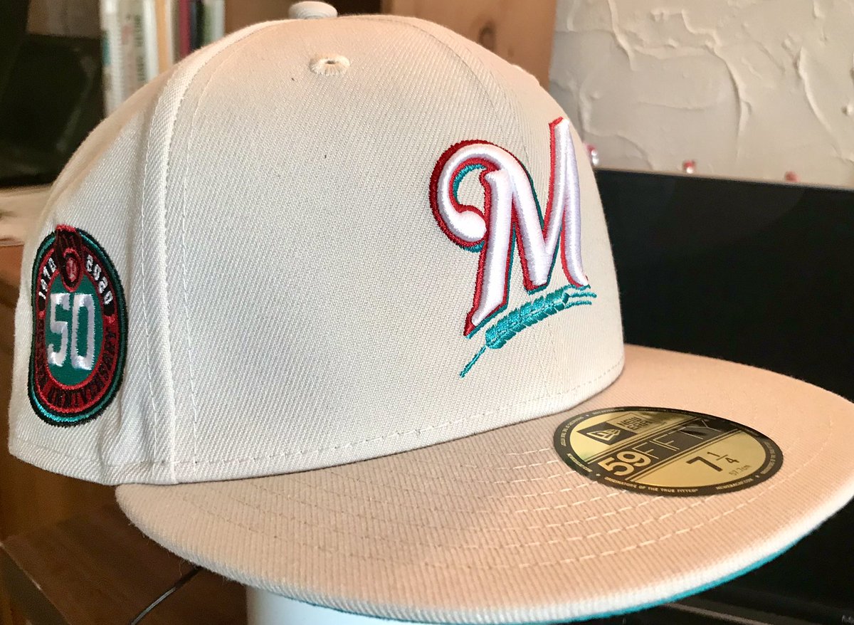 GuyBangle's tweet photo. Mail call @MODA3 Brewers Brat hat! Thanks for the heads up @Double_HTown https://t.co/eGRg5YYUKd
