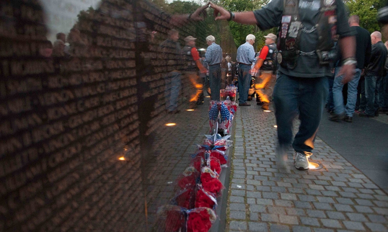 AmericanLegion's tweet photo. On March 29, 1973, U.S. combat and combat support units withdrew from South Vietnam.
To those who came home, thank you and welcome home. And to all those who never came home, we honor you. #VietnamVeteransDay #VietnamWarVeteransDay https://t.co/fX4vsY7cIb