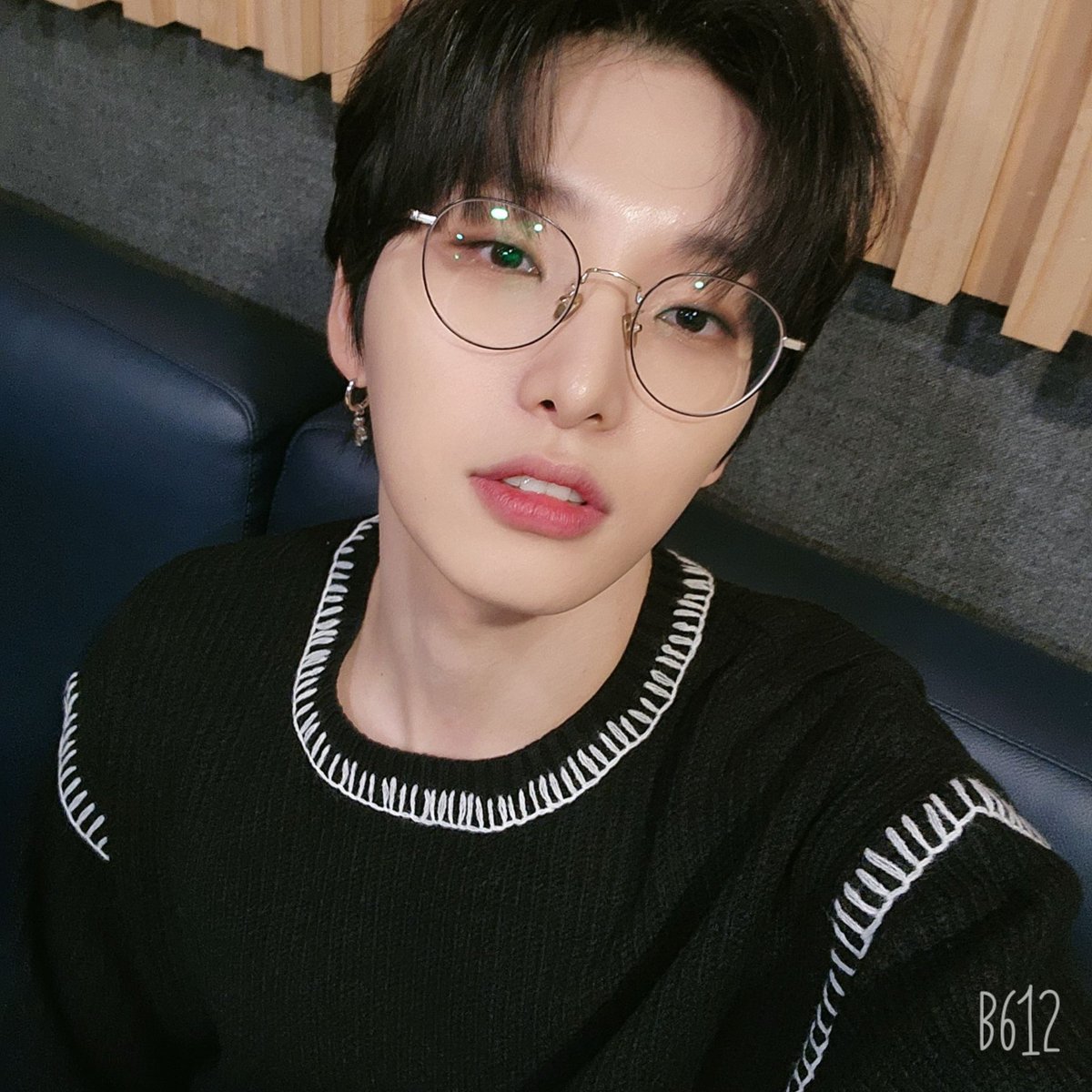 hoholuv607's tweet photo. 헤헤 잘생겼당 헤헤 https://t.co/jviHWD7MVE