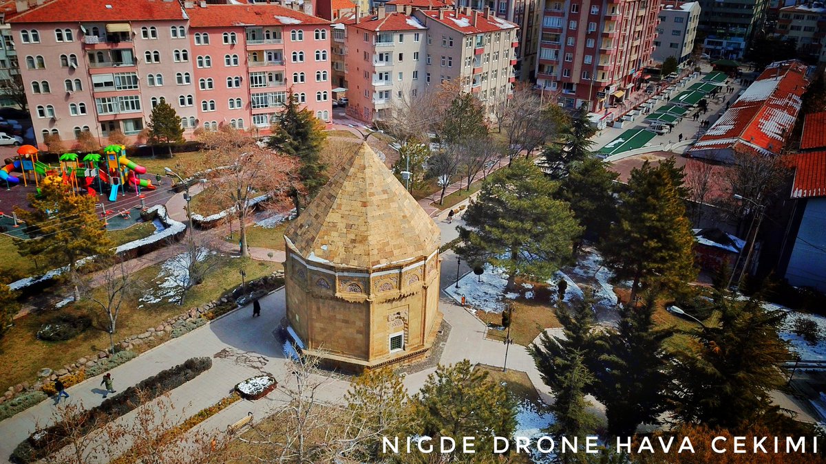 [ Niğde Drone Hava Çekimi ] 

[ Niğde Hüdavent Hatun Türbesi ] 

Bizim kanatlarımız oldukça siz emin ellerdesiniz…

#niğdedrone #niğdedroneçekimi #niğdedrone
#drone #niğde #nıgde #niğdekültür #niğdedronehavaçekimi #drones #droneniğde #aerialphotography #dji #hudaventhatun