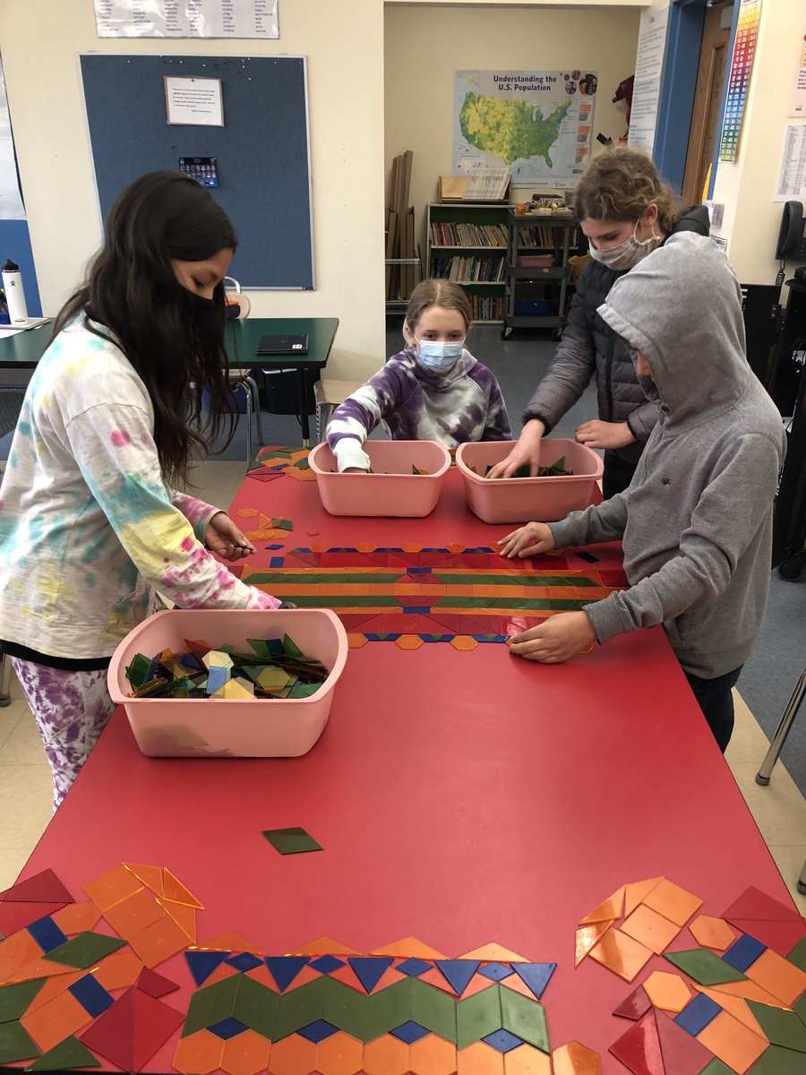 PV5thGrade's tweet photo. Geometry enrichment 😊 https://t.co/IThLElG1j8