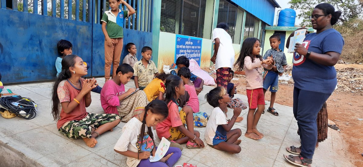 awareindia2020's tweet photo. It’s so important for all of us, and especially for our children, to be able to consider how we connect to other people effectively, positively, and with healthy relationships, personal resilience and agency in mind.
#RuralArtsCamp​ #AWAREIndia #artscamp https://t.co/impalwNoe1