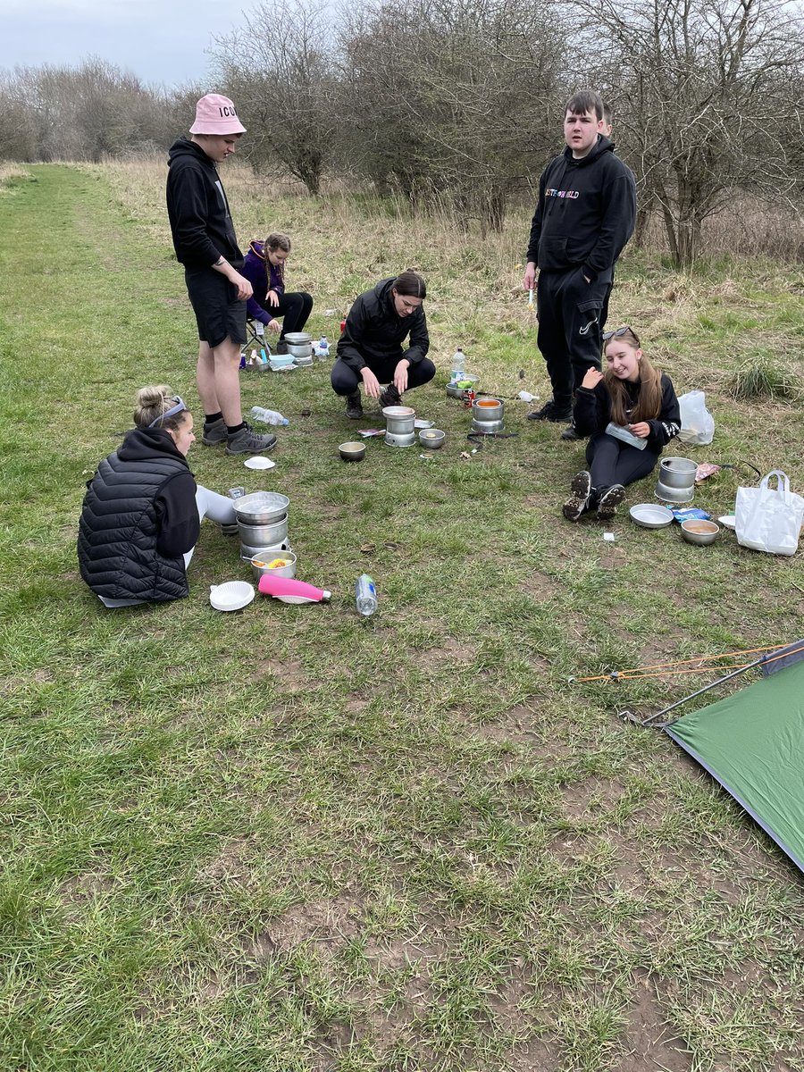 BAoutdoorEd's tweet photo. Practicing setting up camp and cooking on the trangias! Can’t beat it.
@BellshillA https://t.co/KmV92587mX