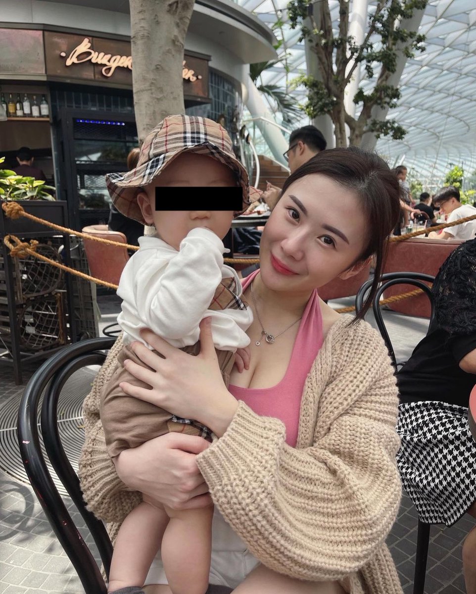 看到私信里很多有素质的留言, 感激不敬, 恕我无法一一回复

这么久没上来还是和各位报备一下，主要是忙

在此附上3张来报答长久以来的支持
欢迎重口留言

#曝光女友 #出卖女友 #分享老婆 #反差婊投稿 #反差人妻 #婊子 #骚货老婆 #淫荡少妇 #淫妻癖 #人妻婊 #大奶老婆 #淫荡人妻 #母畜 #肉便器 #辱骂 https://t.co/huZPaX3zwu
