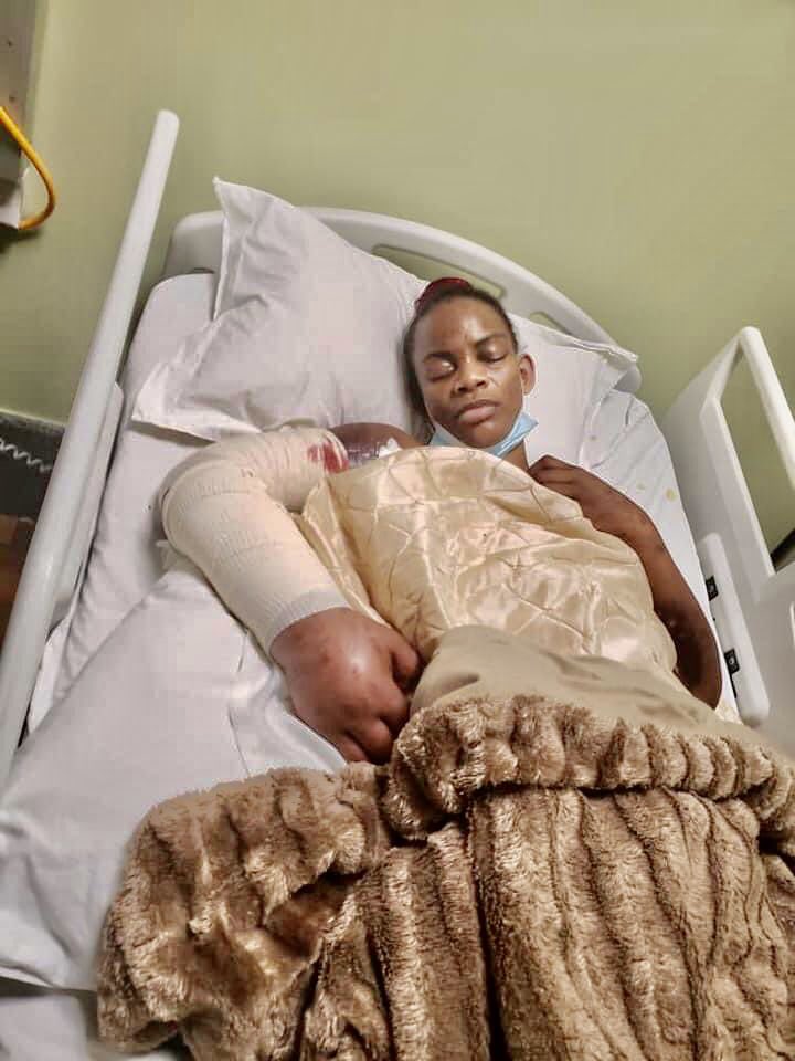 Stella_grooves's tweet photo. If the pictures and documentation of Marry Chiwenga (unverified) that are circulating don’t break your heart, then you deserve a special place in hell. 
💔 

No one deserves this.

No one.

#RememberMarry https://t.co/flrDm3tE1T