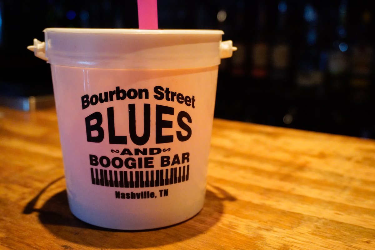 220printers's tweet photo. Want a bucket of booze? 
#BourbonStreetBlues | #Nashville https://t.co/7iNXsiYClb