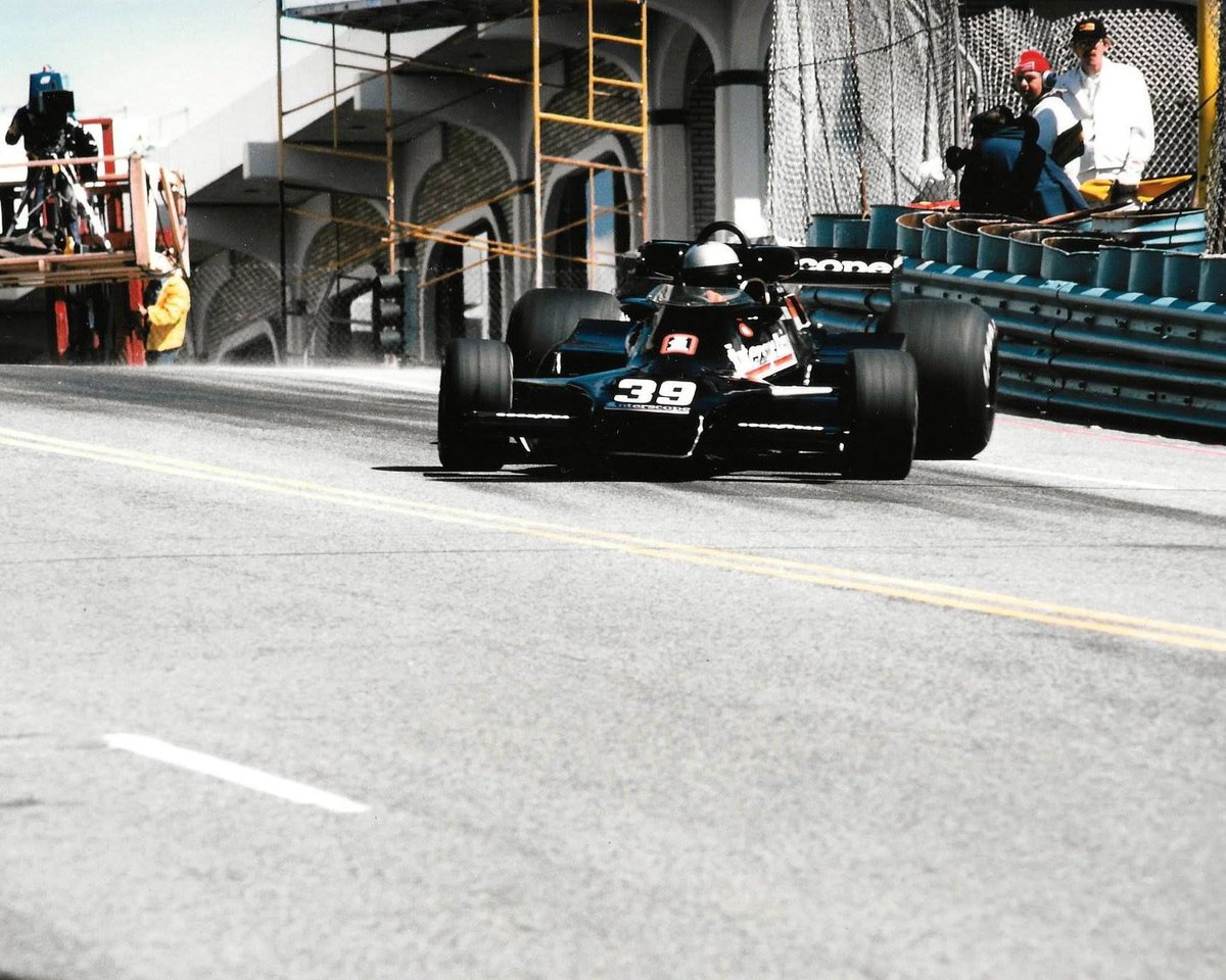 jlcooke99's tweet image. #TurnTwoTuesday @IndyCar's at @GPLongBeach next week. Here's the Flyin' Hawaiian surfin' his way down Pine Ave '78 USGP West @Cosito1Horacio @FastestSurgeon @jim_knipe @neetally @Rinoire @brickline @indy44 @PeterMDeLorenzo @scotty14_14 @cmt1388 @MarcoBruni_ @AutoTradition @pjlm2