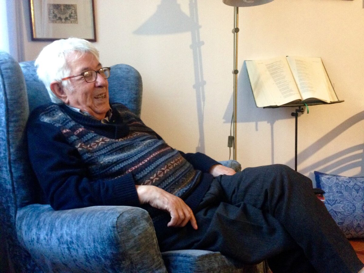 Ventura Sella Barrachina:
«Amb l’edat, valores el bé que hagis pogut fer»

Entrevista i retrat d’Anna Grimau a la nostra web.

humansofsitges.com/ventura-sella-…

#sitges #humansofsitges #humansofnewyork <a href="/annagrimau/">ANNA GRIMAU</a> @ajsitges #garraf #bcn