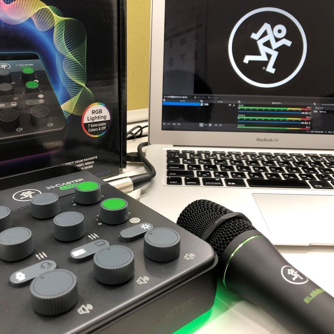 MackieGear's tweet photo. M•Caster Live has everything you need to optimize your artistic discussion into a podcast!
📷 @mackie.jp
#Mackie #MCasterLive #EM89D #TechTuesday https://t.co/cqTo7uQNNv