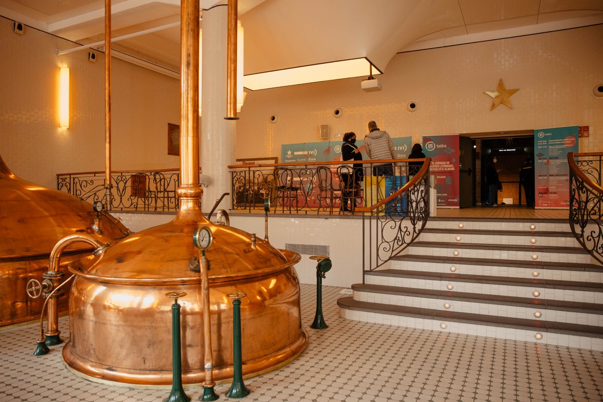 lb_talks's tweet photo. No nos cansaremos nunca de admirar la belleza de nuestra sede, la Antigua Fábrica @EstrellaDammEs de Barcelona.
Revive la jornada en nuestro canal de #youtube https://t.co/uw0JGJHKy0
#LBTalks2022 #LBTalks22 #LBTalks https://t.co/ga0ESddq6T