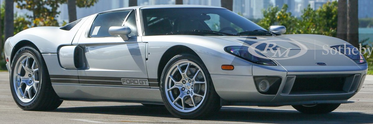 UltimativCars's tweet photo. #AmeliaIsland2022

The #Ford #GT [#MkVI] (2002-06) was made in a total of 4,041 units (incl. all prototypes), of which 3,692 serial (2004-06, w/o "Heritage"-edition) w/ 550 MY05, made in '04.

This '04-MY05 #Quick #Silver (ONLY 26 u.) was SOLD at $538,500 / £411,150 / 484.700 €. https://t.co/WMBmZN5bOx