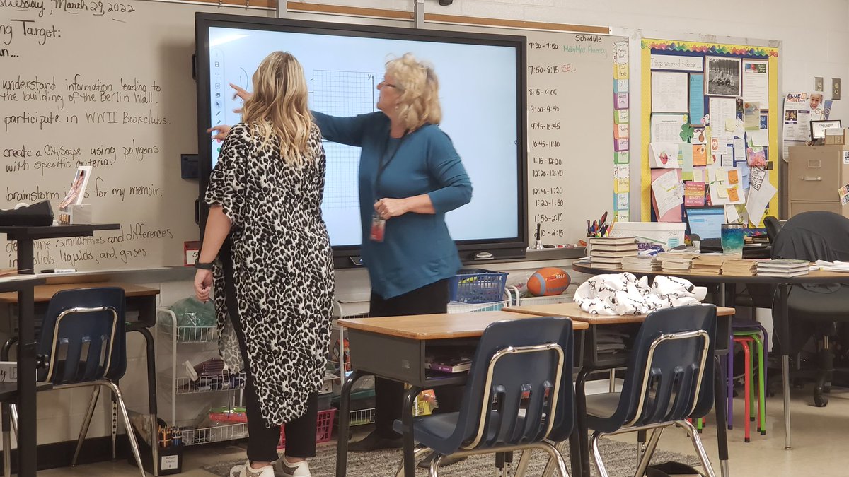 swilliams206's tweet photo. Grade level planning at its best! Ms. Darnell of @ForkShoalsES sharing how to find templates in the ActivPanel whiteboard feature. #gcsStrong #GCSPLI #GCS1Vision1Voice https://t.co/JO1Gftoaej