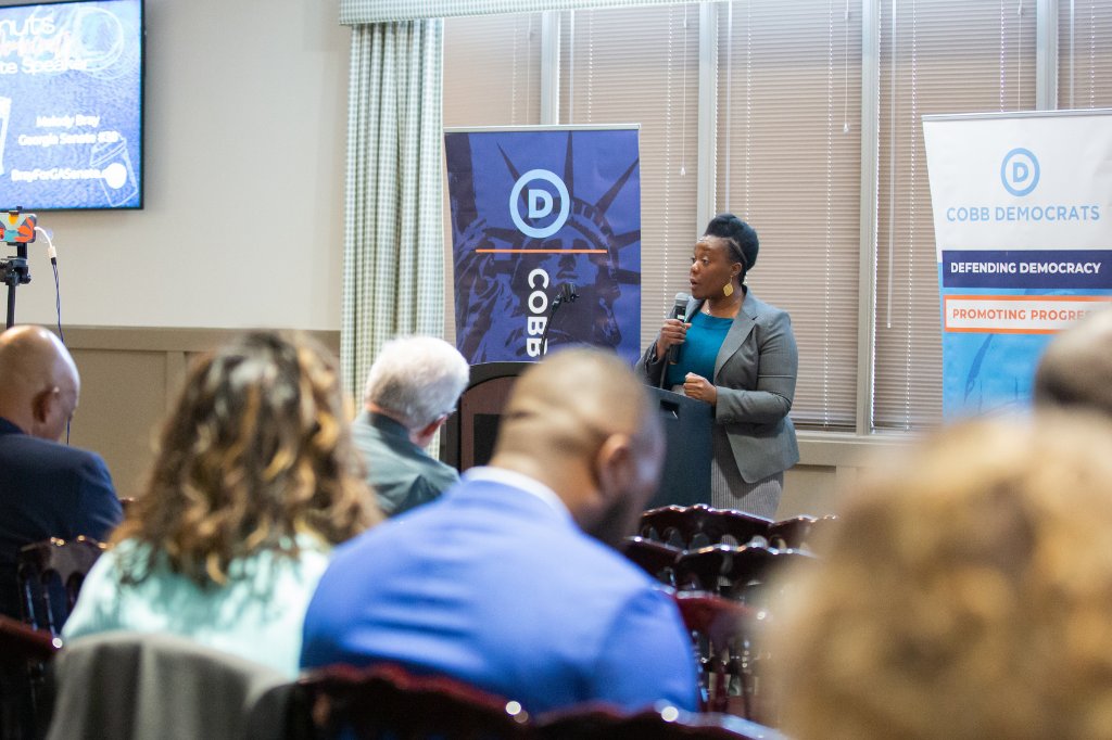 brayforgasenate's tweet photo. Throwback - earlier this month, Melody spoke at Donuts with Democrats about how we can shape a better #Atlanta with your support. ❤️
Join the movement and canvass with us this weekend: https://t.co/Cpyl2muGKf
#Atlanta #AtlantaPolitics #Gapoll https://t.co/XBvKMXeMhK