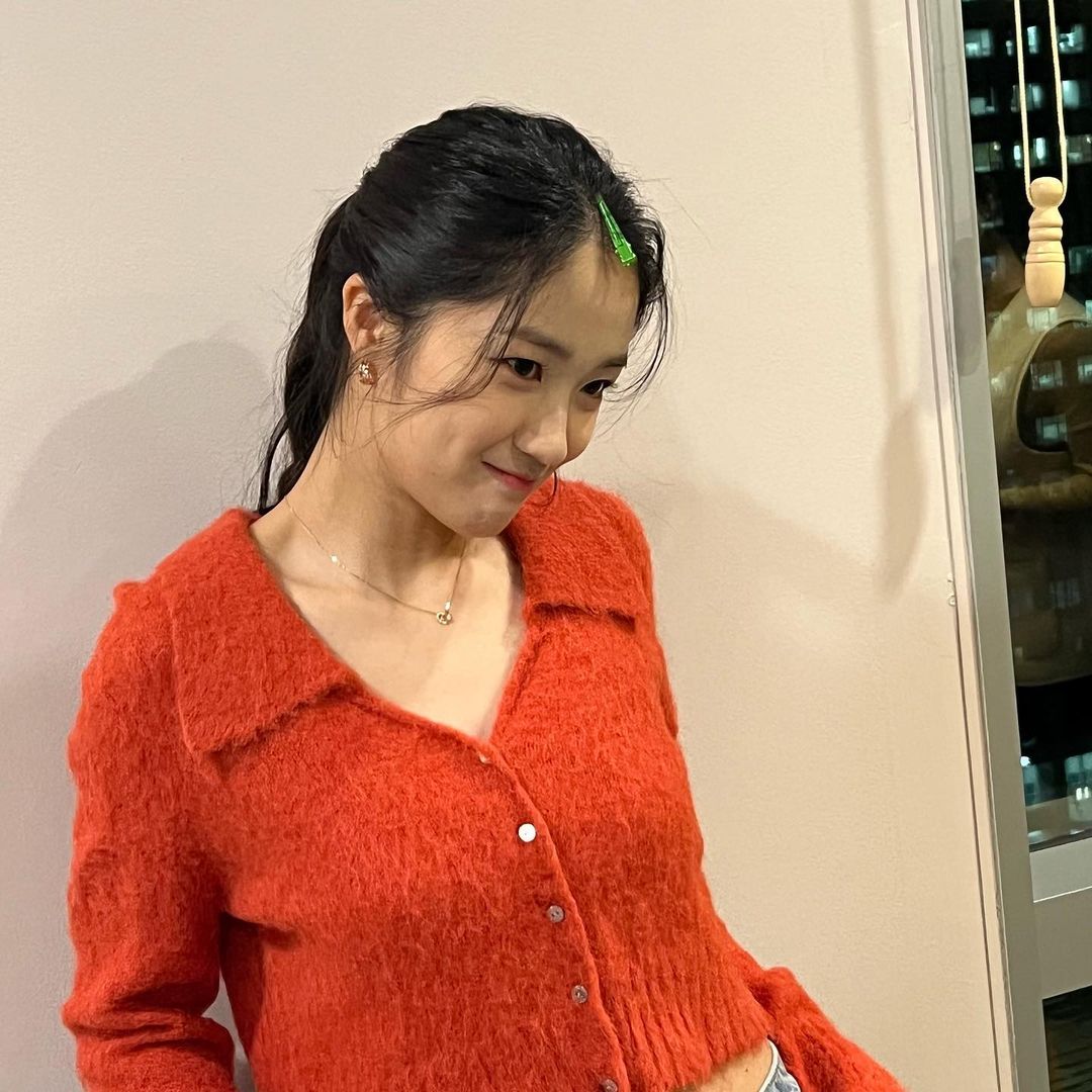 hellobungz's tweet photo. 220329 Kim Hye Yoon's instagram update
"Today😚"
#KimHyeYoon #김혜윤 #불도저에탄소녀 #TheGirlOnABulldozer #웬디의영스트리트 #Youngstreet #씨네타운 #Cinetown https://t.co/y0z7ET5SjL