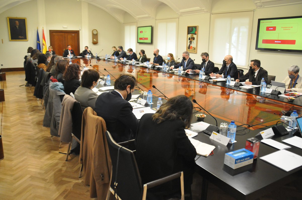 Alto Comisionado para España Nación Emprendedora tweet media