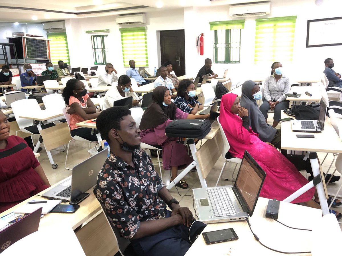 dsn_ai_network's tweet photo. It has been a fabulous session here at the AI Hub, as well as for those who joined us online. Here are some photographs from our free live session on how to build a career in data science and artificial intelligence.
Watch Live on YouTube  https://t.co/kGEj8WAxtU
#dsn #AIEveryday https://t.co/k2cd5JQk6b