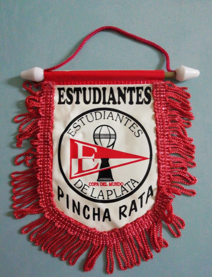 Si sos de Estudiantes y naciste hacia finales de los 80 o viviste los 90, es muy probable que en tu casa existiera uno de estos