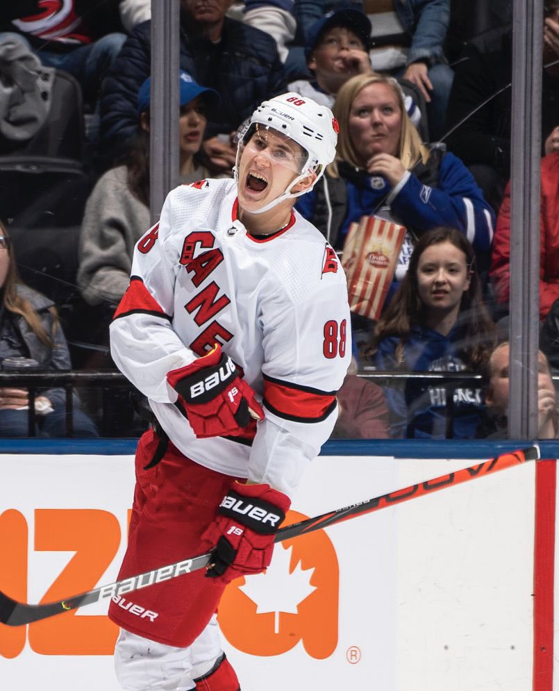 The league’s top fantasy performer last night was the <a href="/UFHLEliminators/">UFHLEliminators</a>’ Martin Necas!

@necas88 finished the night with 2 goals, 1 assist, +2, 2 PIMS, 4 shots one goal, 1 hit, &amp; the GWG for a total of 11.13 fantasy points!

#FantasyHockey #HockeyTwitter $SCO $ZIL #LetsGoCanes