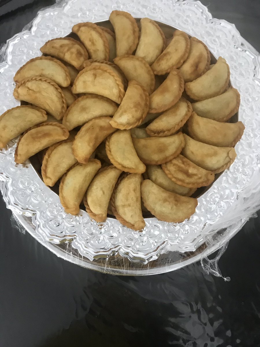 nhr_rob's tweet image. Thank you @_Rupok_ bhaia ❤️
Such a lovely gift. 
Foods were too good 😊 

Today was a GOOD day 😊
#LifeAtWPDeveloper