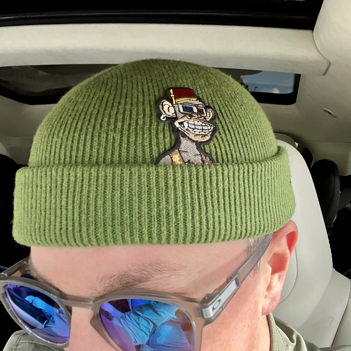 While waiting for the bayc and mayc #merch. I got this to show off 🤩😁 <a href="/BoredApeYC/">Bored Ape Yacht Club 🍌</a>