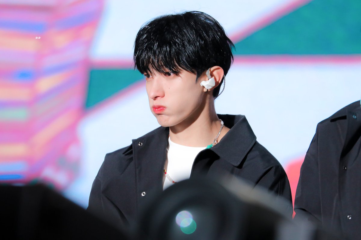 DD2I8's tweet photo. 220327
#세븐틴 #SEVENTEEN #도겸 #DOKYEOM https://t.co/qCklt2WOGk