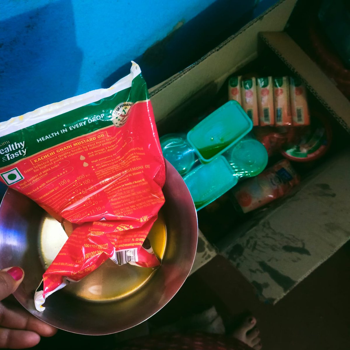 MILANMPHYS's tweet photo. @FlipkartStories @Flipkart Hello sir I have purchased some grocery .oil and juice package blust and all food item and soap are https://t.co/OMZ2w5AQtN help. I have 7 year old ac. 
Except plastic container all spoilt help me. https://t.co/qXw9VNemKR