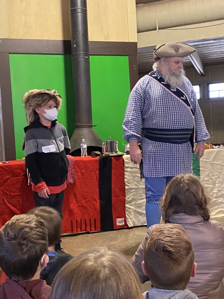 MrsSharpGr3's tweet photo. MO Heritage Day was a success at Babler State Park. The kiddos enjoyed learning about our state through storytelling. https://t.co/YLHiwOZRYD
