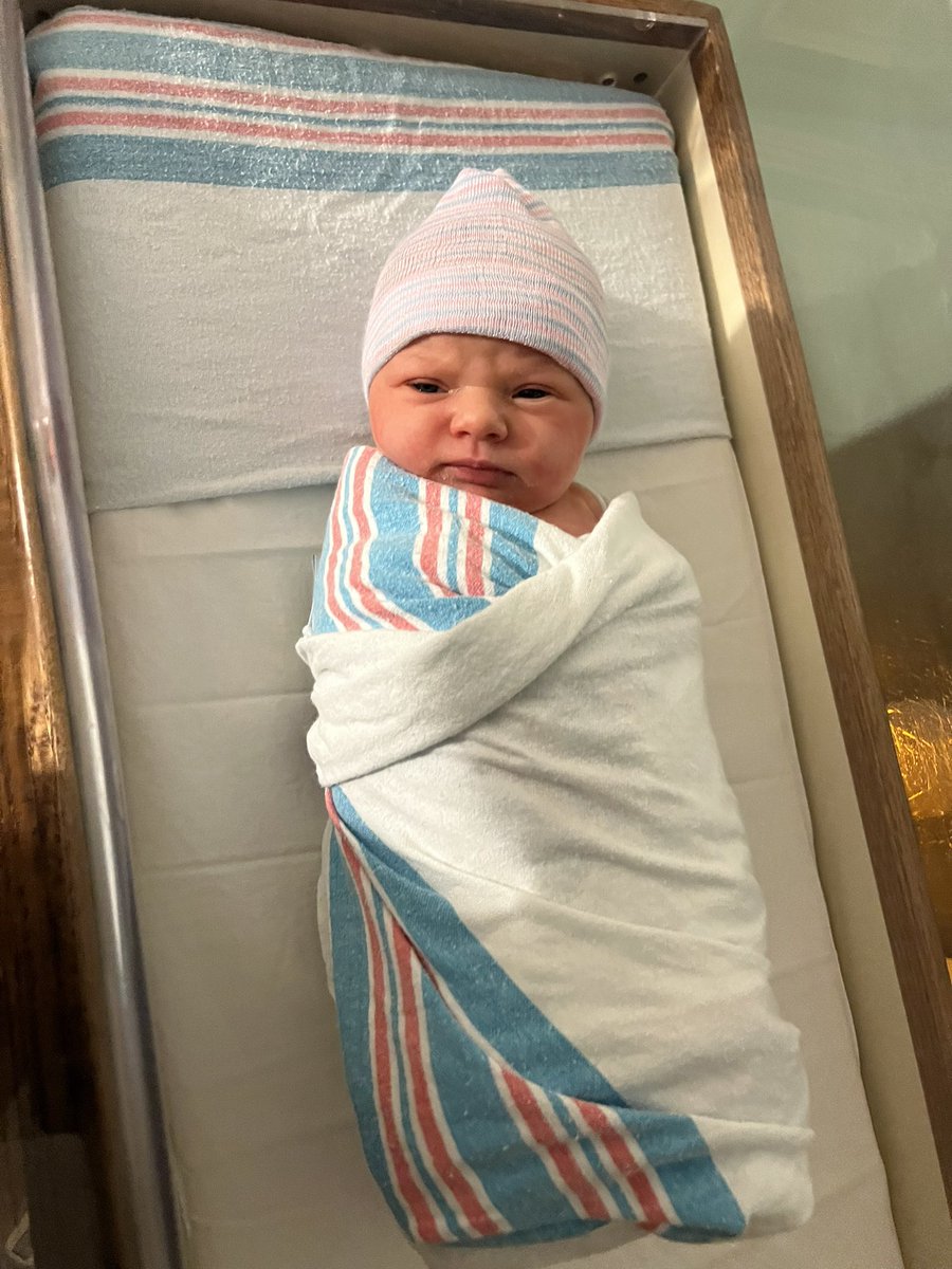 NEUndead's tweet photo. 😍 my niece already got the ice cube look going on! 1 day old and she’s already tougher then omega’s. 
#NEbaby @NETWISTED https://t.co/pEicm1nqn2