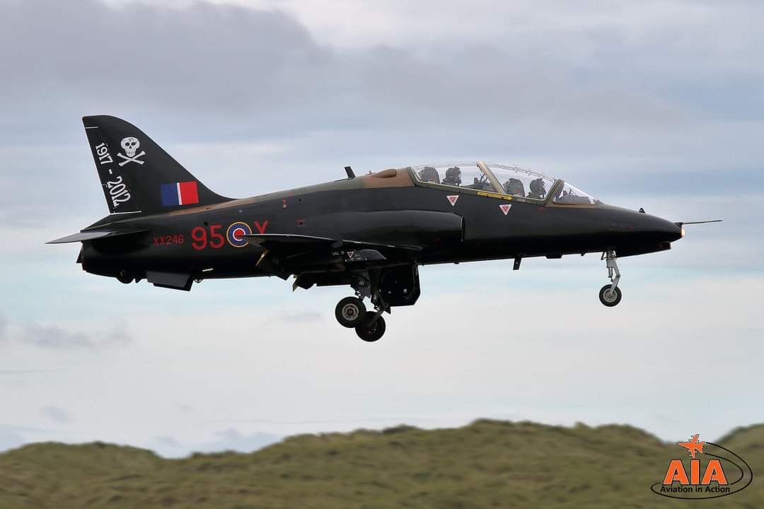 action_aviation's tweet photo. End of an Era - Hawk T1 -
Everyone in the team will miss seeing these wonderful little jets in our skies, thank you for the memories.
#AviationInAction #avgeek #flying #aviationphotography #baesystemshawk #baesystems #hawkt1 #raf #trainer #celebration #rnasculrose #rafleeming https://t.co/eOkfShnkPa