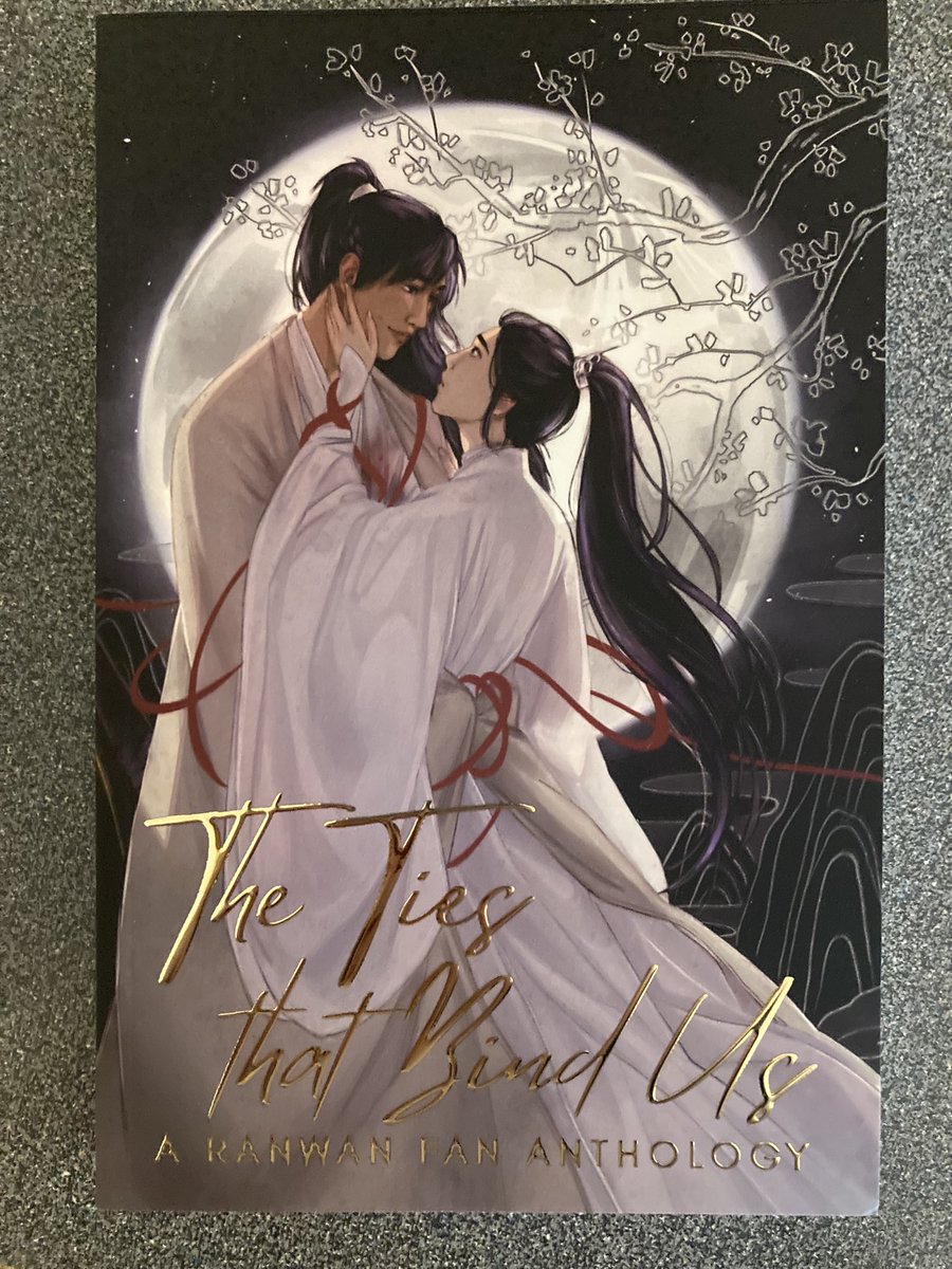 wwxlvr095's tweet photo. My zine from @ranwanzine came!! I remember being so sad when I realized I missed out on this so thank you for doing after sales! So excited to read this it’s so beautiful😍 https://t.co/5r9V5OQ5pv