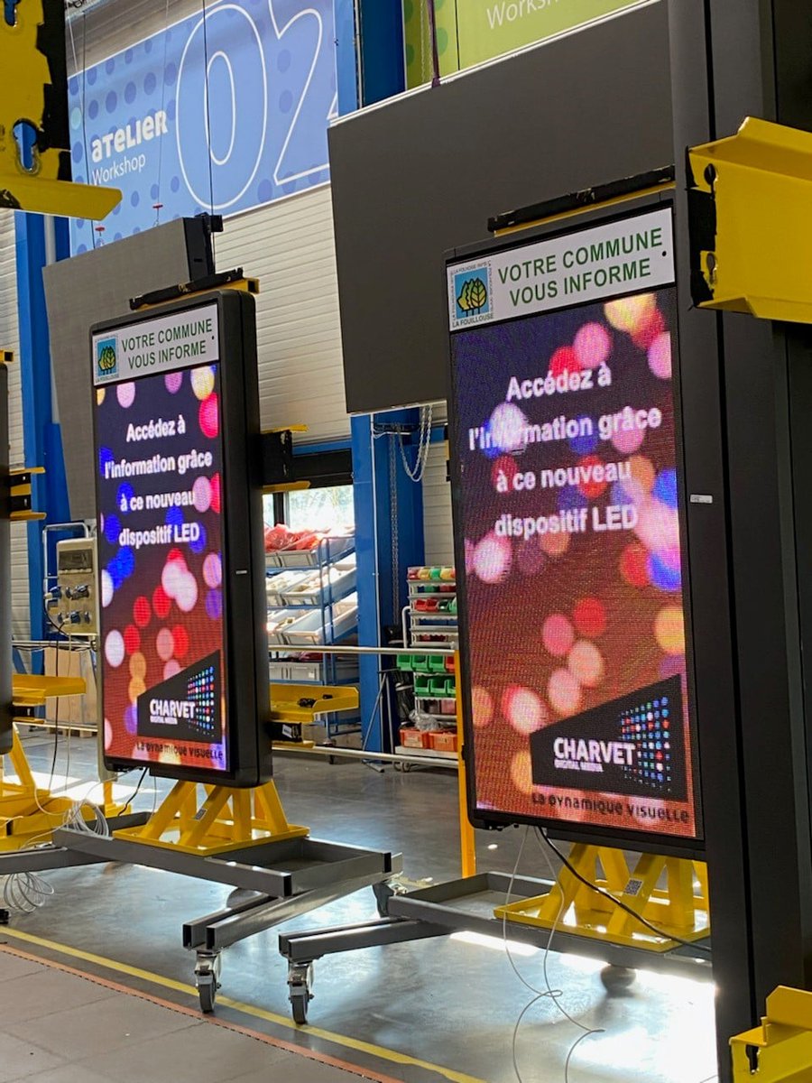 CharvetDigital's tweet image. Les futurs dispositifs lumineux de la Ville de la Fouillouse sont en fabrication dans notre atelier de production, situé à Miribel (01).

#fabricationfrançaise #panneauxlumineux #ecranled #informationcitoyenne