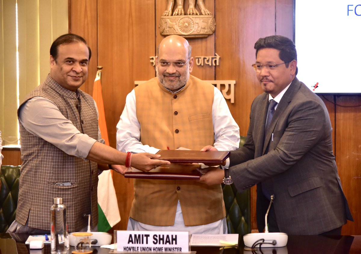 NANDANPRATIM's tweet photo. Hopefully Assam &amp; Meghalaya will not have a border dispute from today. Boundary agreement of 6 disputed areas was signed in Delhi. Assam's border dispute with rest of neighbouring states is also on the verge of being resolved.
#Assam #ArunachalPradesh #Nagaland #Manipur #Mizoram https://t.co/SQAGF4TMWY