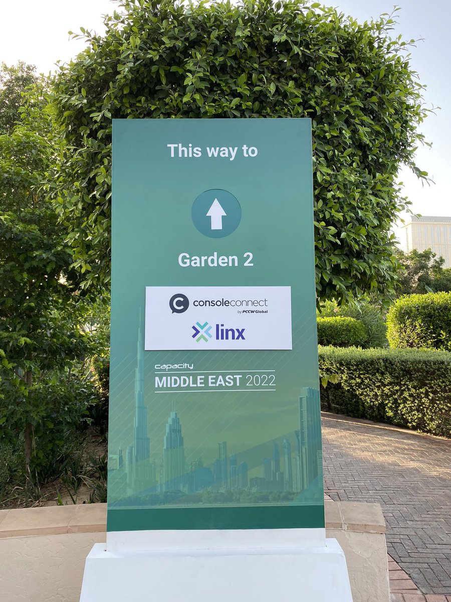 LINX_Network's tweet photo. It’s time to unwind and network in the garden here at #CapacityMiddleEast 🌴 Come and join us and our reseller partners @ConsoleConnect by @PCCWGlobal 😊
#remotepeering #peeringpartners #LINX #interconnection #networks https://t.co/hRUAwhO3vb