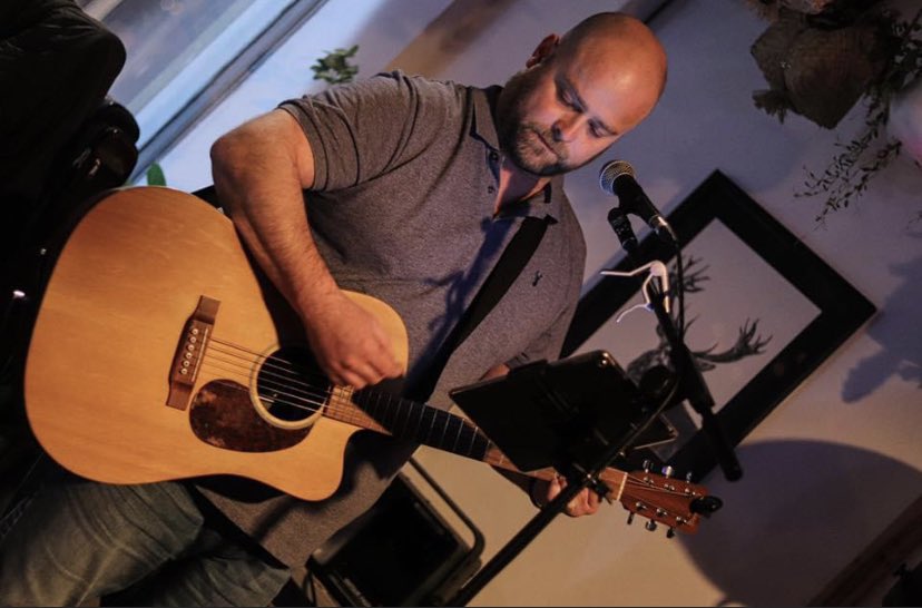 the_grey_mare_'s tweet photo. The fantastic Steve Brown is playing live acoustic guitar at the Greymare on Saturday 9th April from 8.30pm - come and join us! Food served til 8pm, make sure to reserve your table 📞01254 53308 to make a reservation. 
Please share…
#livemusic #acousticguitar #fabulousfood https://t.co/Szdco1uc8s
