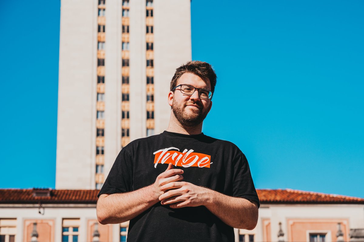 Brawl_esports's tweet photo. #BrawlAroundTheWorld is landing on @TribeGaming NA🪓

We're heading over to the State of Texas, where they took a trip to The University of Texas at Austin 🎓

Show off where you Brawl! 🔥 https://t.co/s8caMaPesL