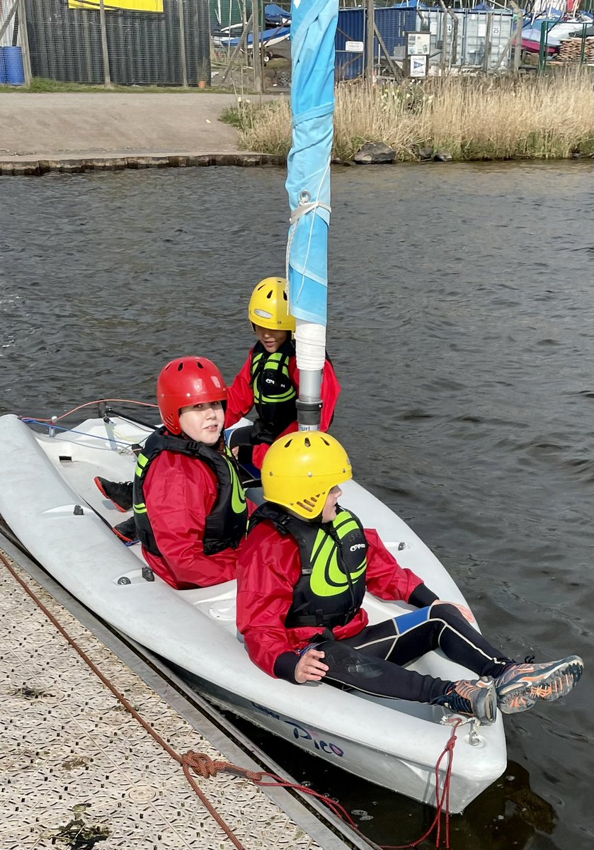 maguire_mark's tweet photo. @MarthaPrimary A super day’s sailing had by P6. All set for day 2 tomorrow. #lochwinnoch https://t.co/Plhvp9wZi7