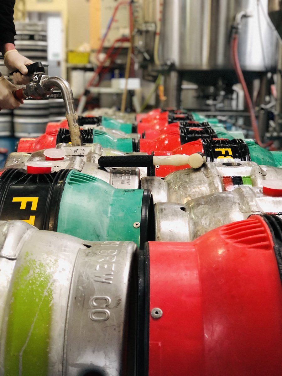 brewmb16's tweet photo. @lostandgrounded @Hartley1987 @ABeerForMatt @alex_t_brewer @Brown_Labs @Bailey81705453 @Maz_the_Alewife @PigsEarsBeer @JamesClayBeers @cavedirect @jgbwarehouse @Beerymatt A bit more like this @Beerymatt https://t.co/qw9OMH2p3G
