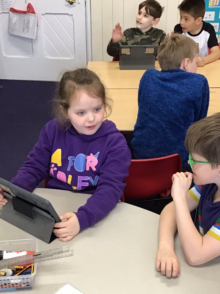 ClaphamTerrace1's tweet photo. Year 3 have completed #Computing this afternoon, we have solidified our knowledge of muscles by researching safely on the search engine #swiggle #internetsafety https://t.co/T1niNvxMyv