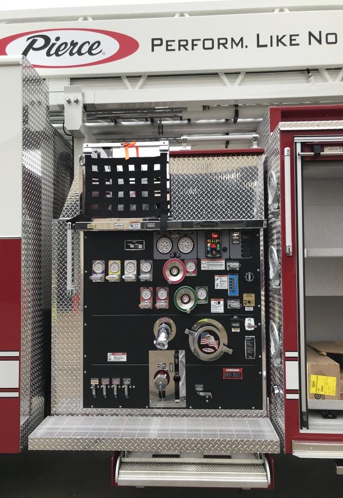 HughesfireHFE's tweet image. 🚨𝕊𝕥𝕠𝕔𝕜 𝕌𝕟𝕚𝕥 𝔽𝕠𝕣 𝕊𝕒𝕝𝕖🚨
2021 Pierce Mfg Enforcer 110' Ascendant Platform available for immediate delivery. Contact #HughesFire today for more information!
Job #36448
#FireFightersChoosePierce #StockUnit #ForSale #PierceFireTrucks #AscendantClassofAerials #Enforcer