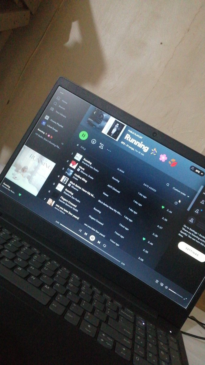 Pixie_Moondust's tweet photo. Streaming Running before I go to bed 🏃‍♀️🌸🕰️
#SharleneSanPedro
#RunningSSP
#RunningMV
#RunningVisualizer https://t.co/Ff21YSJux8