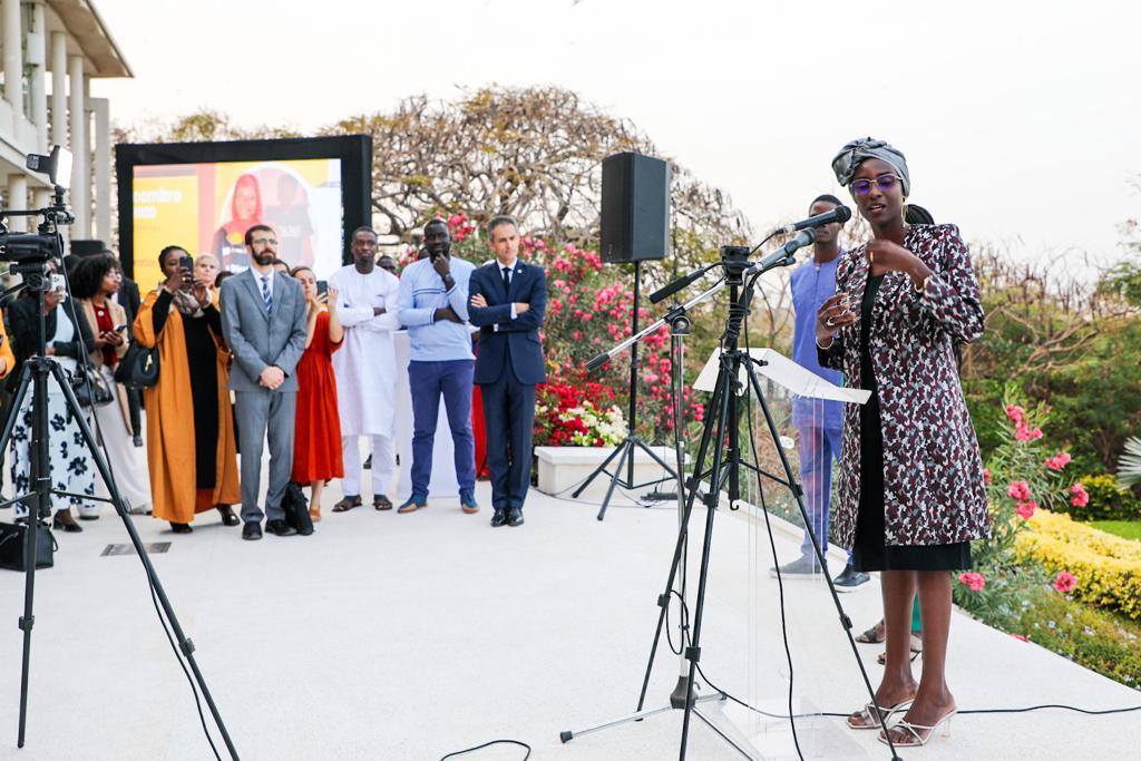 FranceoSenegal's tweet photo. Lancement du programme #Tech4She avec Polaris et @thalesgroup à la Résidence de @FranceoSenegal.
L’occasion de célébrer l’inclusion numérique des filles et d’encourager la première promotion au #Sénégal.
#Digital #IWD2022 https://t.co/2ucF4ZCiVw