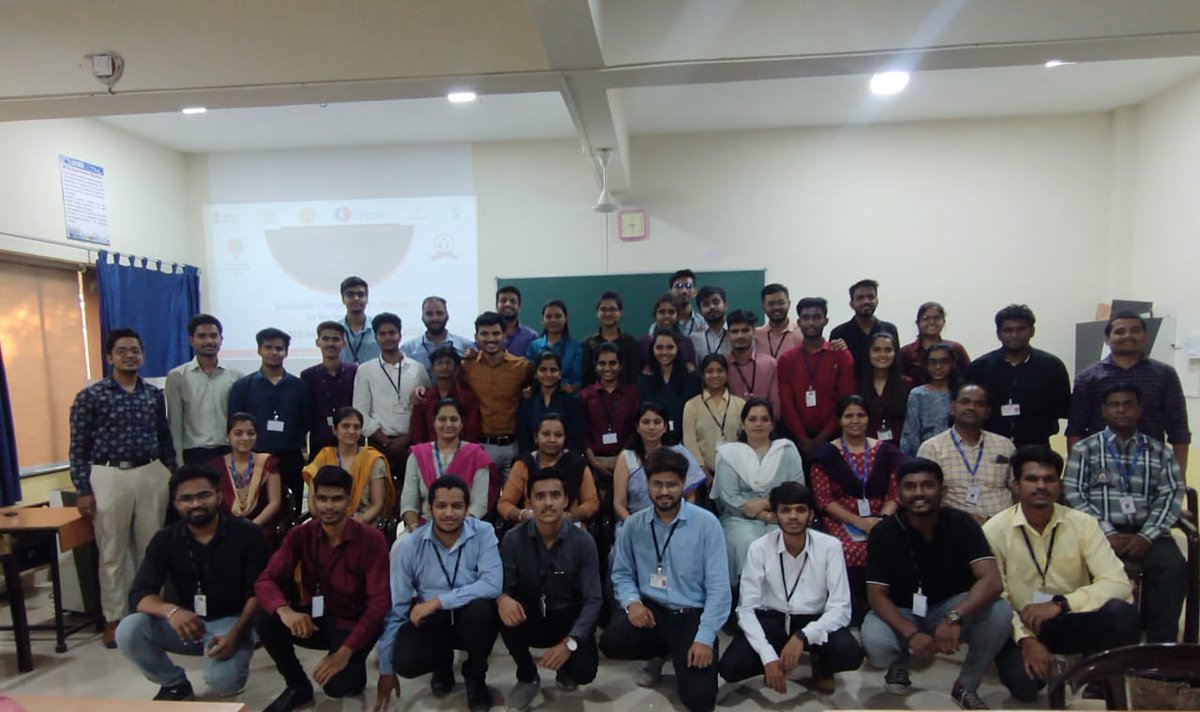 IicmrM's tweet photo. To be part of Smart India Hackthon2020, We organized Internal Hackthon 2020. As per SIH2020 guidelines, Students of MCA formed a team of 6 members including at least one female member. The total team participated were 6 with the 6 participants each. All 6 teams were selected. https://t.co/KZInAnFNMs