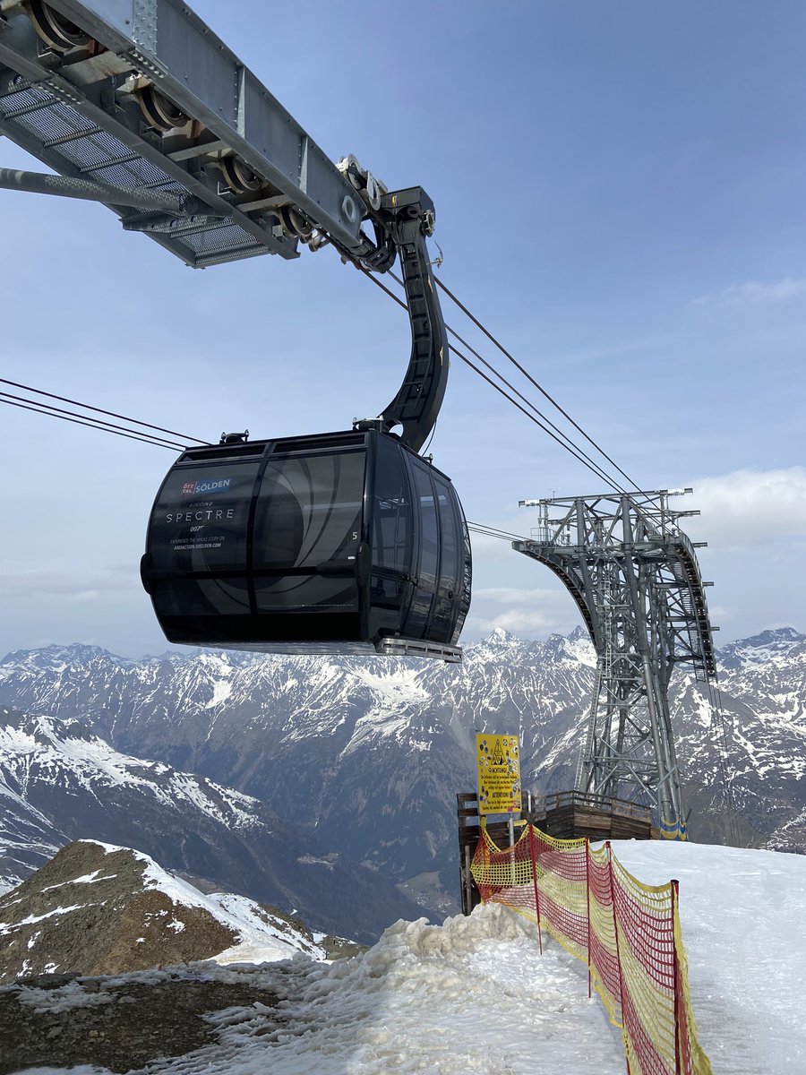 TheWizardOfIce's tweet photo. 1. In the distance is the road Hinx drives along. Now going to follow the 15km ski route back to the cable car Q takes.
2. The cable car Q takes.
3. Bit of cheeky brownie indulgence at IceQ before #007Elements.
4. What it says on the tin.
#TirolWiz
@soeldencom https://t.co/D9Plp3oFvG
