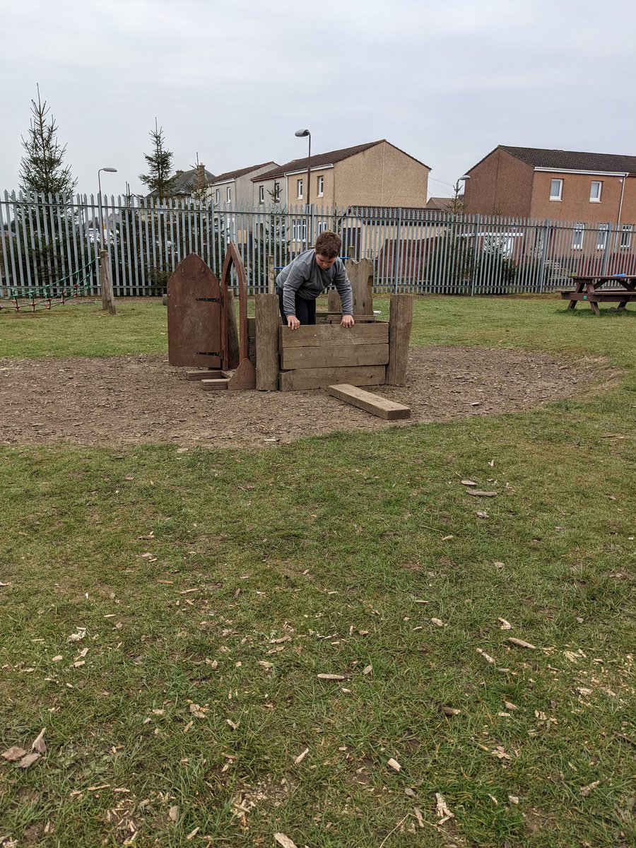 CSC Class 2 21/22 (@csc_class2) on Twitter photo This afternoon F and I used our imagination to build a fort which turned into jail for a fun game together. Then K from <a href="/Class4CSC/">Class Pegasus - Connolly School Campus</a> joined us for larder, we made some delicious pizza 🍕 This afternoon F and I used our imagination to build a fort which turned into jail for a fun game together. Then K from <a href="/Class4CSC/">Class Pegasus - Connolly School Campus</a> joined us for larder, we made some delicious pizza 🍕