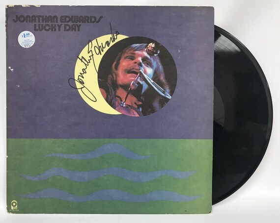 billelliottmus's tweet photo. The album "Lucky Day" was the first of two live concerts done by Jonathan Edwards on the steps of M.I.T. in Cambridge, MA. He got his friends, including Bill Elliott, together to put this album together for his fans. 

#jonathanedwards #luckyday #billelliott #throwback https://t.co/5bVdlyX1kL