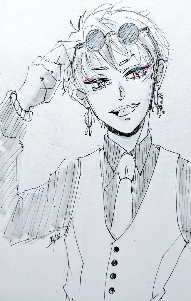 イラストだけも置いときます😊
何故かマフィア感が増したビア(笑) 